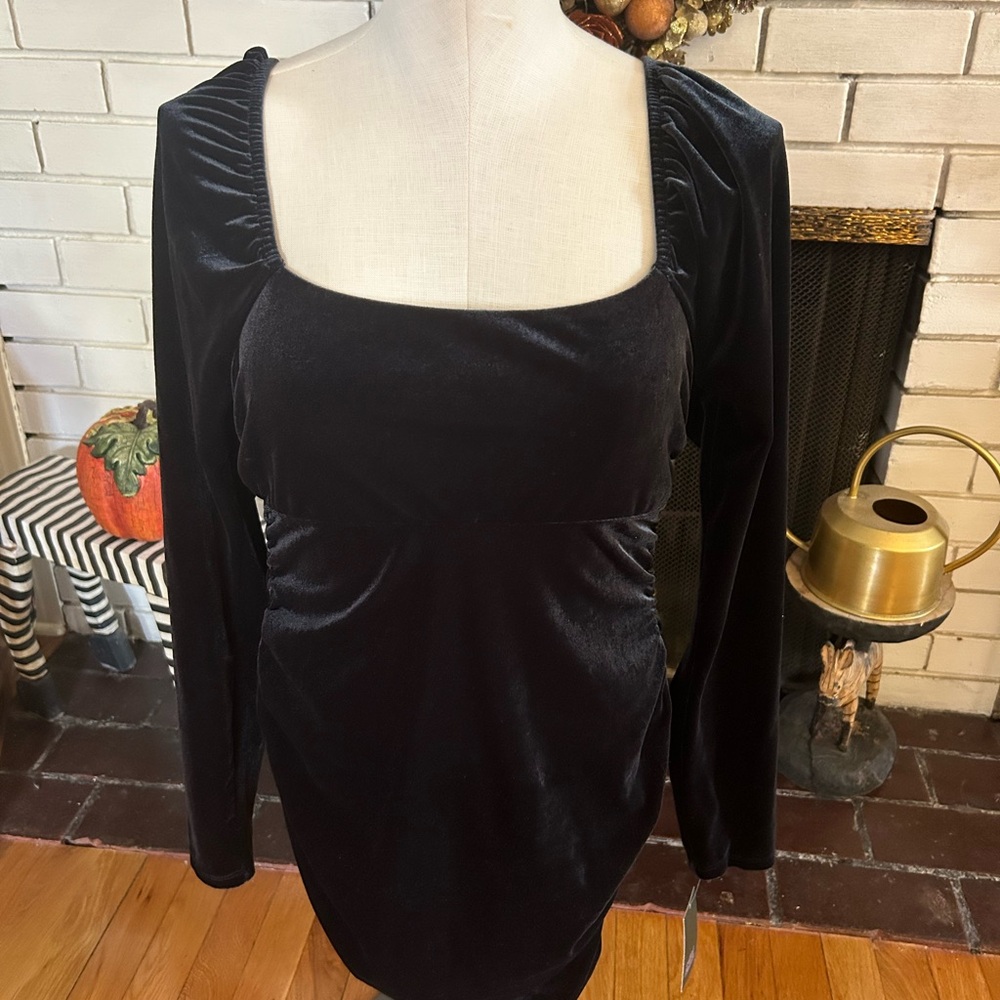 Bodycon Dress Long Sleeve Velvet Ruched Women's Wild Fable Black Size M NWT
